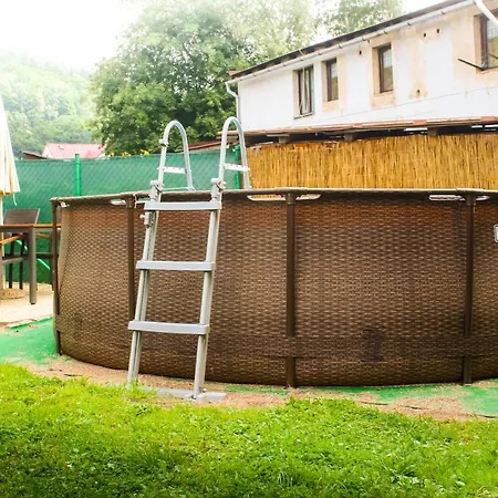 Apartman Svoboda Nad Upou Exterior photo